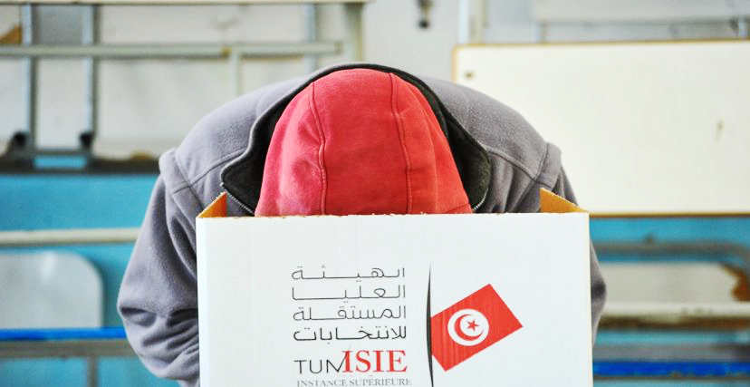   في ظل ضبابية المشهد وغياب الحسم..   عراقيل أمام الاتفاق على مرشح مشترك لمنافسة الرئيس سعيد